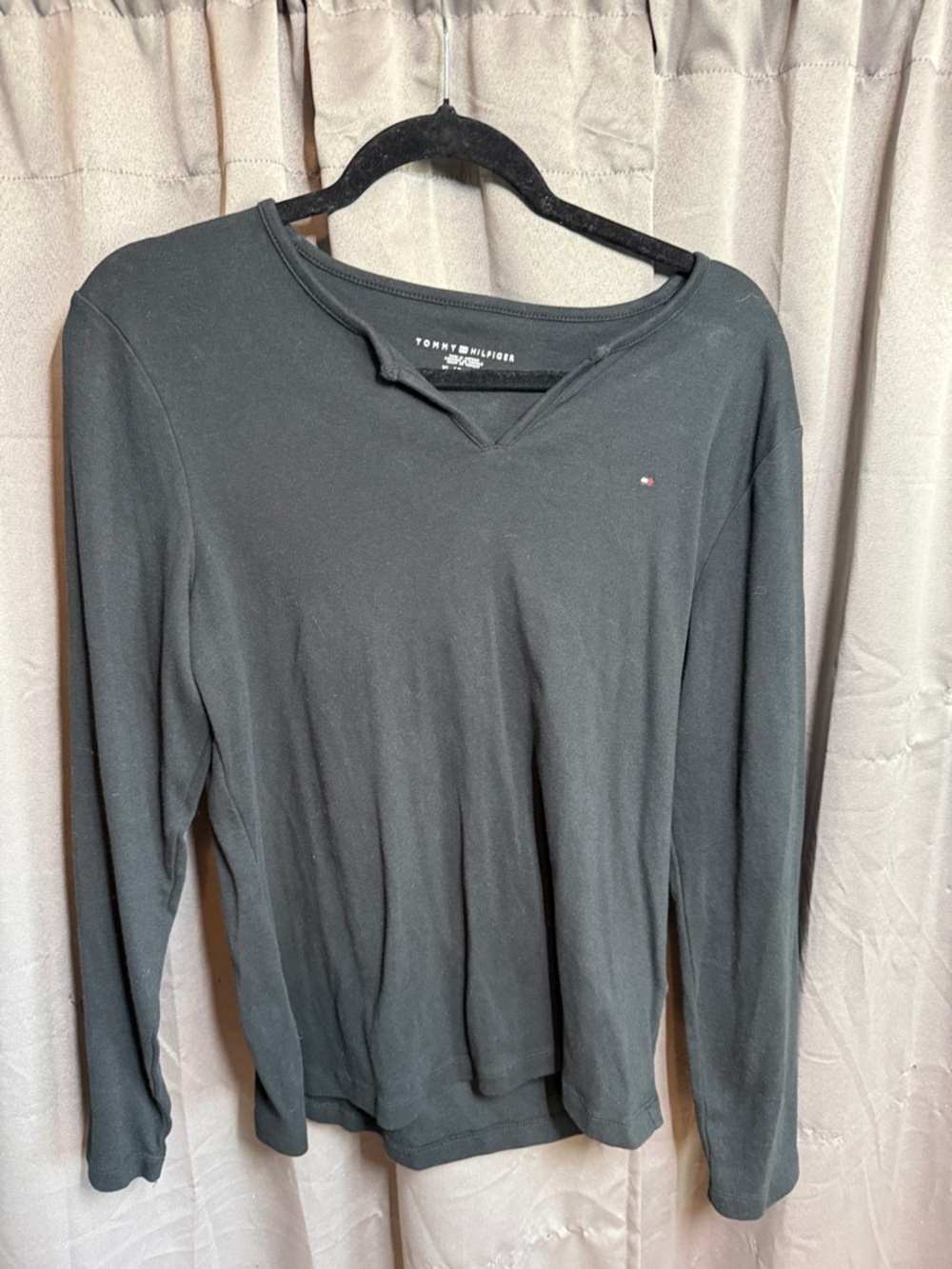 Tommy Hilfiger Black Long Sleeve V-Notch Tee